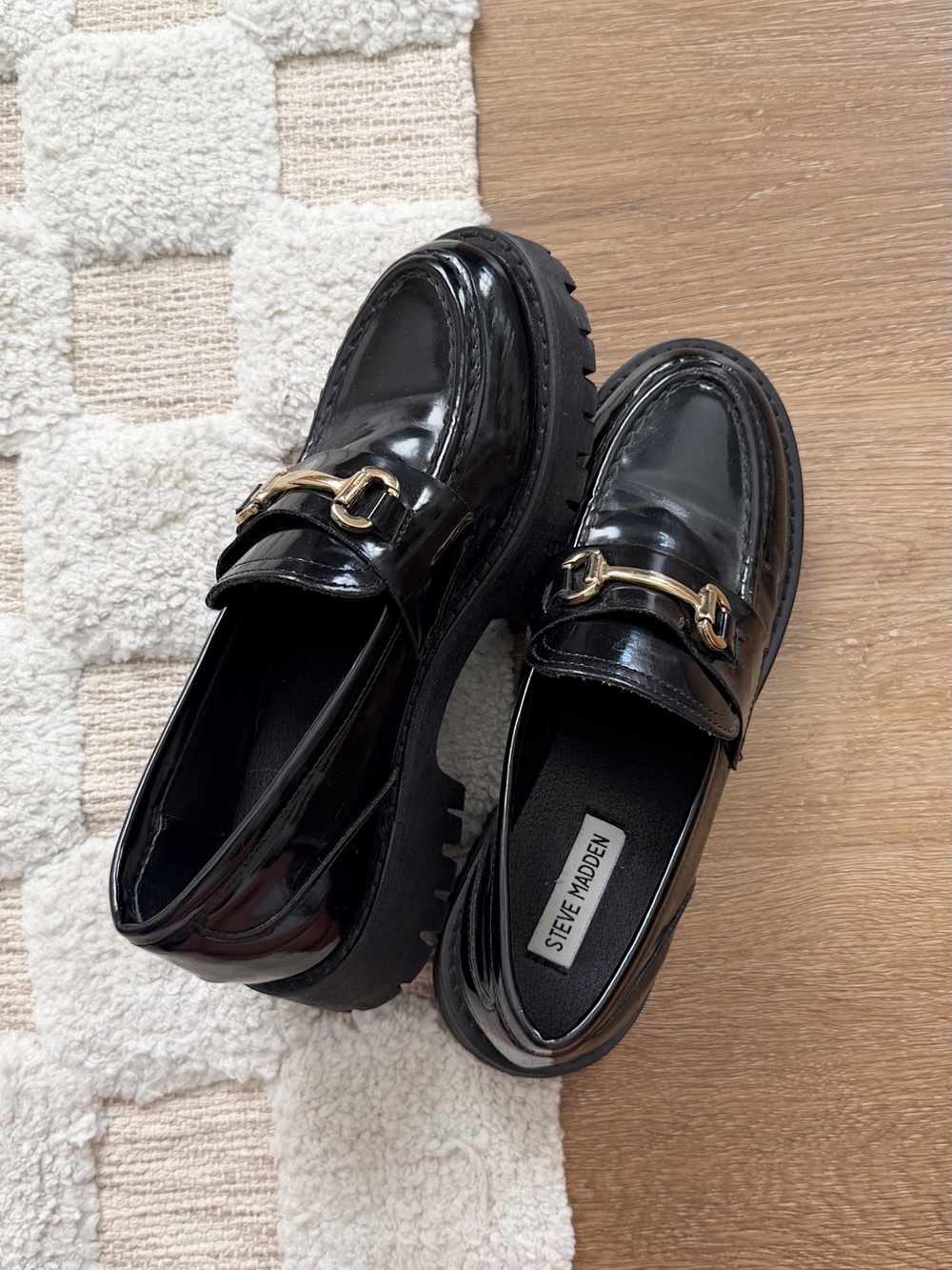 Steve Madden Lando Black Leather Platform Loafer in Black - Picture 8 of 9